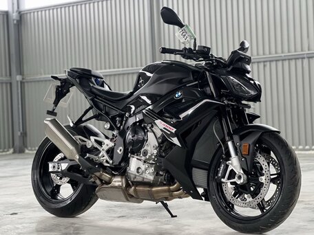 2025 BMW S 1000 R, чёрный, 2199999 рублей, вид 1