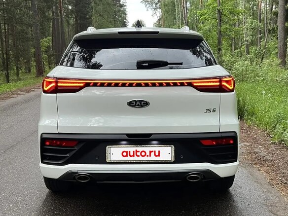 2023 JAC JS6, белый, 1750000 рублей - вид 3
