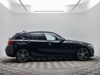 2018 BMW 1 серии 118i II (F20/F21) Рестайлинг 2, чёрный, 2169000 рублей, вид 4