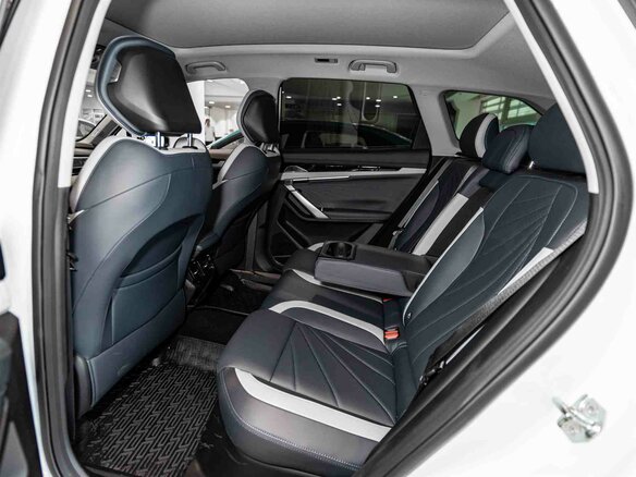 2026 Geely Atlas II, белый - вид 10