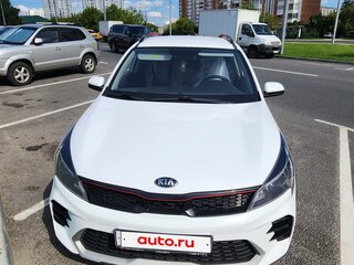 2021 Kia Rio X IV Рестайлинг, белый, 1560000 рублей, вид 2