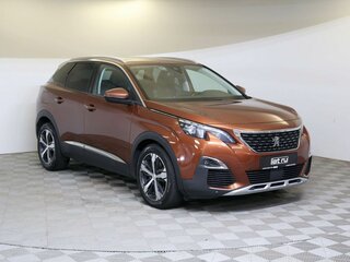 2017 Peugeot 3008 II, оранжевый, 1650000 рублей, вид 3