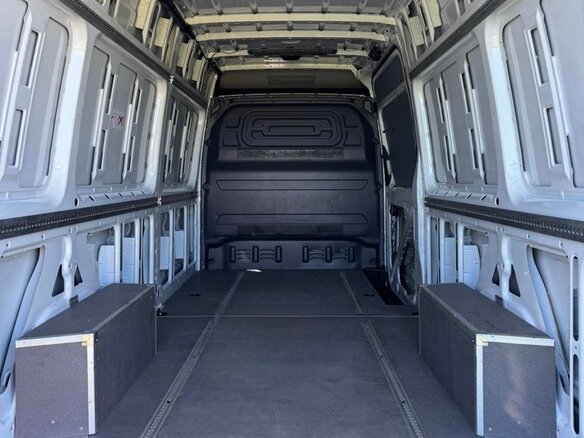 2022 Mercedes-Benz Sprinter, белый, 4700000 рублей - вид 11
