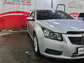 2011 Chevrolet Cruze I, серебристый, 700000 рублей, вид 3