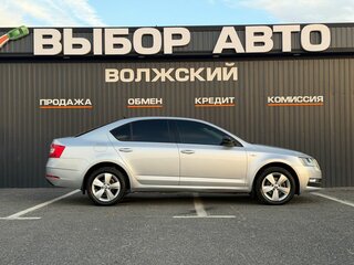 2018 Skoda Octavia III (A7) Рестайлинг, серебристый, 1650000 рублей, вид 3