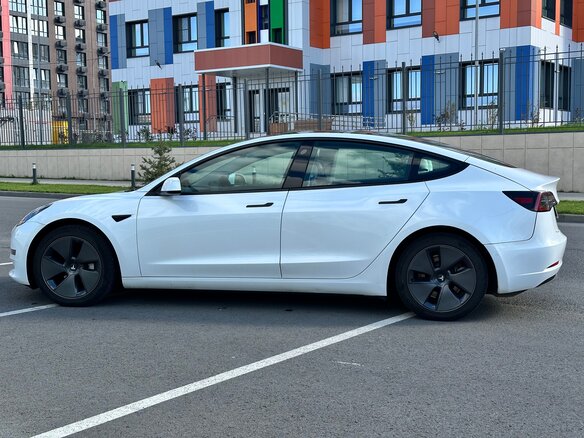 2022 Tesla Model 3 Long Range I, белый, 3690000 рублей - вид 14
