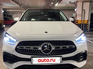 2021 Mercedes-Benz GLA 200 II (H247), белый, 5000000 рублей, вид 2