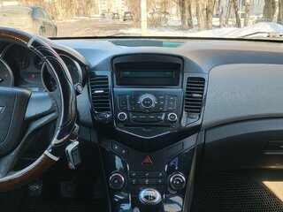 2010 Chevrolet Cruze I, серый, 400000 рублей, вид 5