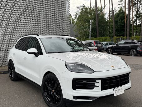 2024 Porsche Cayenne III Рестайлинг, белый, 11880000 рублей, вид 3