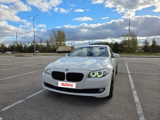 2010 BMW 5 серии 523i VI (F10/F11/F07), белый, 1650000 рублей, вид 1