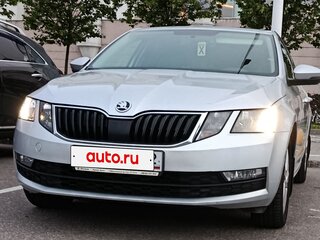 2019 Skoda Octavia III (A7) Рестайлинг, серый, 1950000 рублей, вид 3