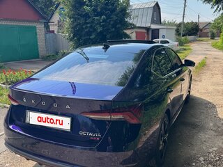 2021 Skoda Octavia IV (A8), фиолетовый, 2750000 рублей, вид 5