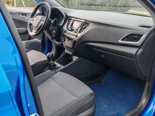 2018 Hyundai Solaris II, синий, 1450000 рублей, вид 5