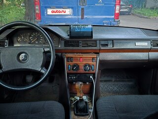 1991 Mercedes-Benz W124 250, серый, 250000 рублей, вид 4