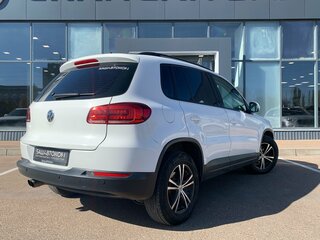 2012 Volkswagen Tiguan I Рестайлинг, белый, 1090000 рублей, вид 4