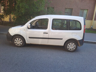 2010 Renault Kangoo II, белый, 550000 рублей, вид 4