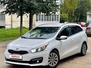 2018 Kia Ceed II Рестайлинг, белый, 1250000 рублей, вид 1