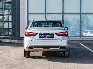 2026 Lada (ВАЗ) Vesta I Рестайлинг (NG), серебристый, 1805000 рублей, вид 4