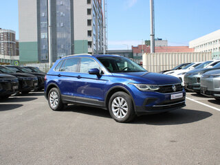 2021 Volkswagen Tiguan II Рестайлинг, синий, 2020000 рублей, вид 3