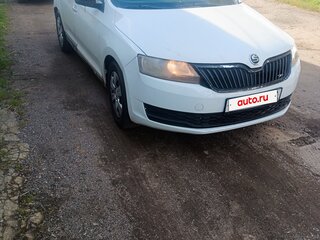 2019 Skoda Rapid I Рестайлинг, белый, 390000 рублей, вид 2