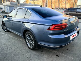 2017 Volkswagen Passat B8, голубой, 1700000 рублей, вид 4