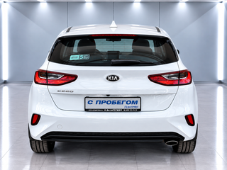2019 Kia Ceed III, белый, 1610000 рублей, вид 3
