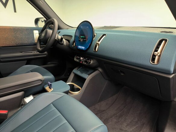 2026 Mini Countryman S III, зелёный, 6990000 рублей - вид 7