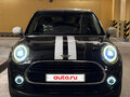 2020 Mini Hatch Cooper III (F55/F56) Рестайлинг, чёрный - вид 1