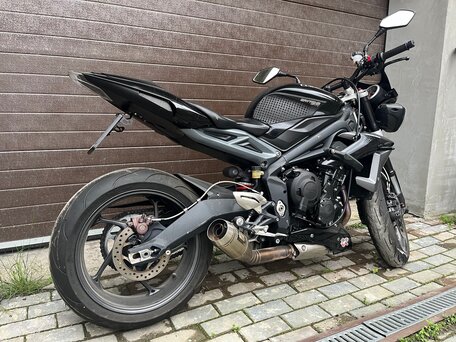2013 Triumph Street Triple, серый, 550055 рублей, вид 2