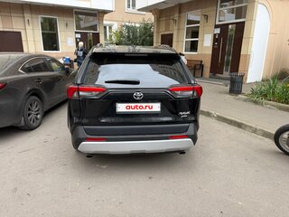 2024 Toyota RAV4 V (XA50), чёрный, 3600000 рублей, вид 3