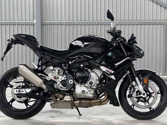2025 BMW S 1000 R, чёрный, 2199999 рублей - вид 4