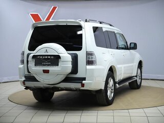 2012 Mitsubishi Pajero IV Рестайлинг 1, белый, 1250000 рублей, вид 5