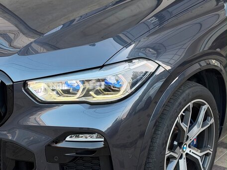 2020 BMW X5 40i IV (G05/G18), серый, 7100000 рублей, вид 5
