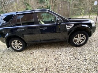 2012 Land Rover Freelander II Рестайлинг, чёрный, 1326000 рублей, вид 4