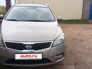 2011 Kia Ceed I Рестайлинг, серебристый, 700000 рублей, вид 2