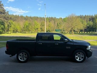 2017 Ram 1500 Crew Cab IV (DS/DJ), чёрный, 2050000 рублей, вид 5