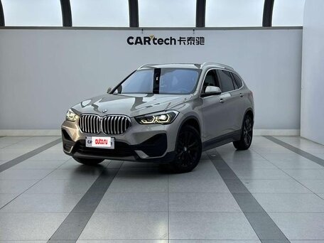 2021 BMW X1 18i sDrive II (F48) Рестайлинг, серый, 2050000 рублей, вид 1
