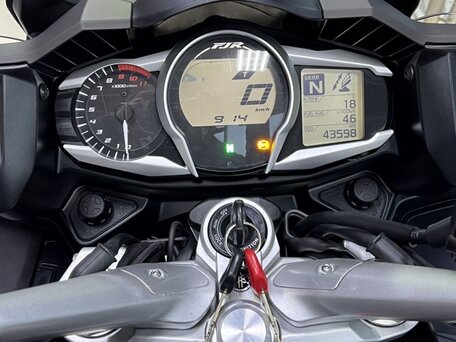 2014 Yamaha FJR1300, коричневый, 1030000 рублей, вид 3