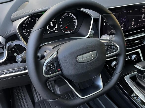 2026 Geely Binyue I Рестайлинг 2, серый - вид 11