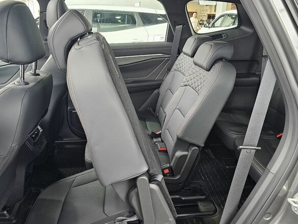 2026 Geely Okavango I Рестайлинг, серый, 4085990 рублей - вид 6