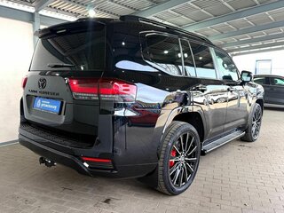 2023 Toyota Land Cruiser 300 Series, чёрный, 11999000 рублей, вид 5