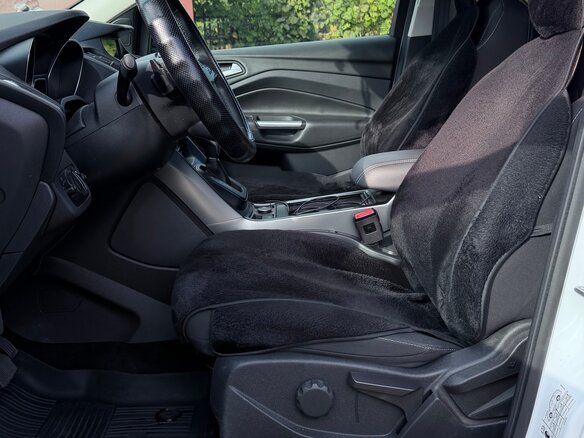 2017 Ford Kuga II Рестайлинг, белый, 1840000 рублей - вид 19