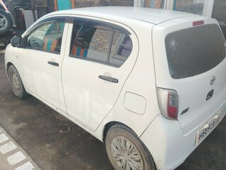 2011 Daihatsu Mira e:S I, белый, 450000 рублей, вид 4