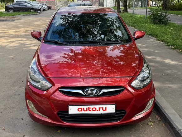 2012 Hyundai Solaris I, красный, 790000 рублей - вид 1