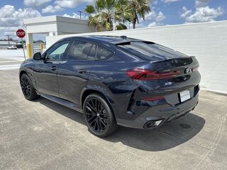 2026 BMW X6 40i III (G06) Рестайлинг, чёрный, 15118863 рублей, вид 3