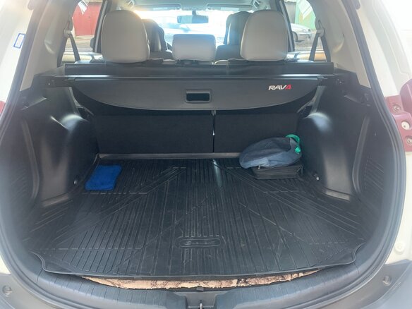 2014 Toyota RAV4 IV (XA40), белый, 2200000 рублей - вид 9