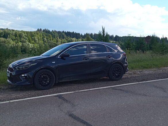 2018 Kia Ceed III, чёрный, 1550000 рублей - вид 10