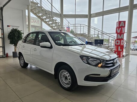 2025 Lada (ВАЗ) Granta I Рестайлинг, белый, 875000 рублей, вид 4