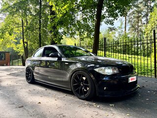 2008 BMW 1 серии 120d I (E81/E82/E87/E88) Рестайлинг, чёрный, 1550000 рублей, вид 2