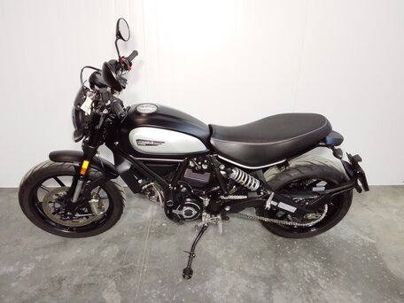 2020 Ducati Scrambler 800, чёрный, 629000 рублей, вид 1
